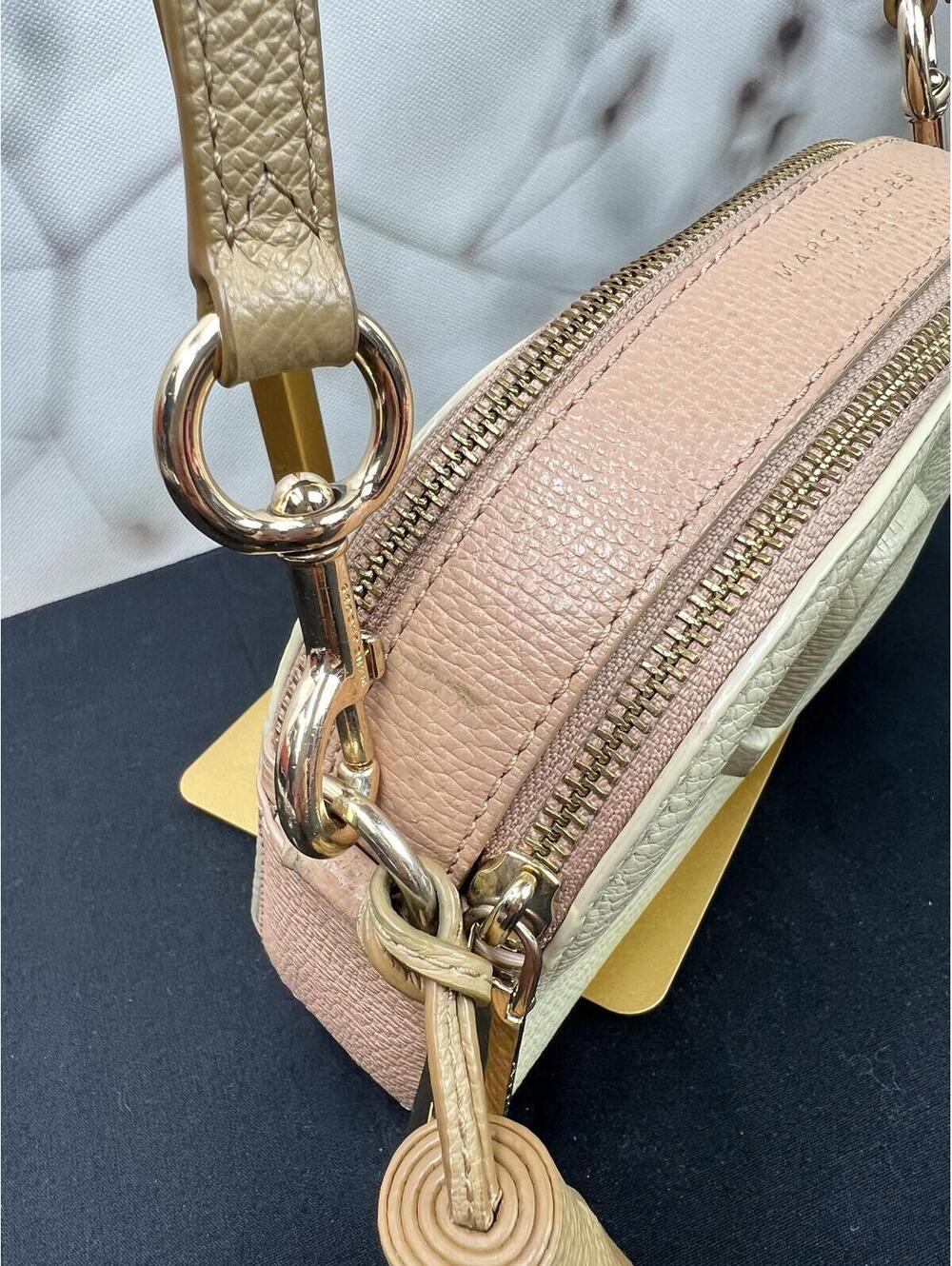 Marc Jacobs Cream and Tan-pink Pebbled Leather crossbody bag - Picture 8 of 9